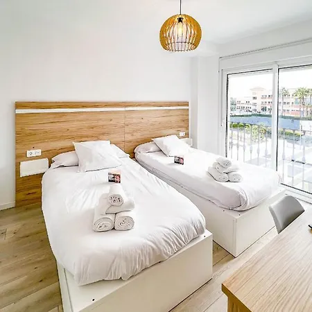 アパート Coastal In Gated Community Close To Puerto Banus And Centro Plaza , Lr10 マルベーリャ
