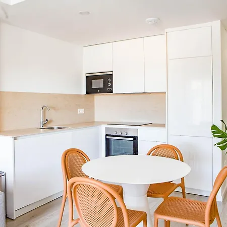 Coastal In Gated Community Close To Puerto Banus And Centro Plaza , Lr10 * マルベーリャ