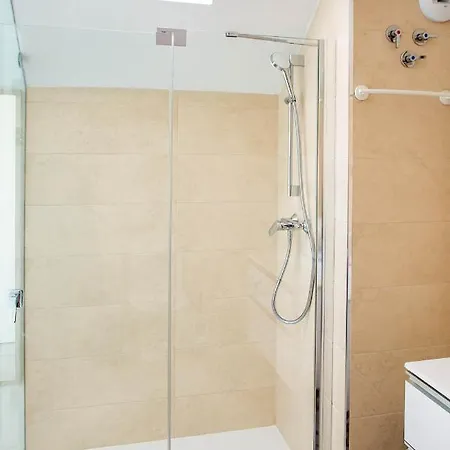 アパート Coastal In Gated Community Close To Puerto Banus And Centro Plaza , Lr10 マルベーリャ