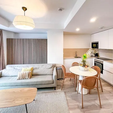アパート Coastal In Gated Community Close To Puerto Banus And Centro Plaza , Lr10 *