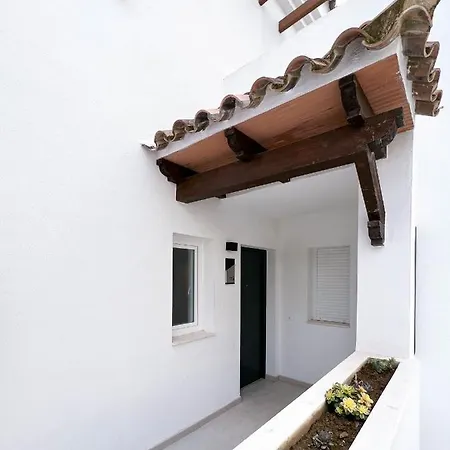 Coastal In Gated Community Close To Puerto Banus And Centro Plaza , Lr10 アパート
